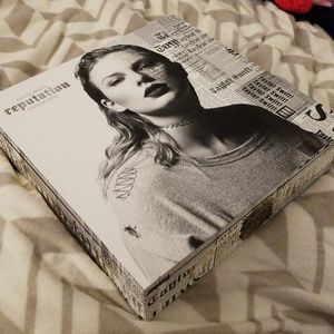 Taylor Swift 2018 reputation tour VIP package